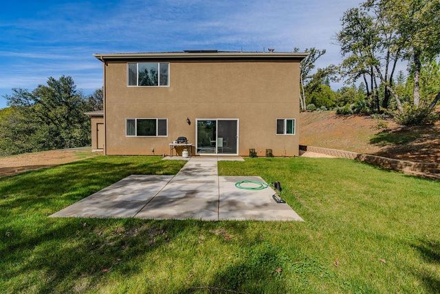 13871 Petersen Ranch Dr, Pine Grove, CA 95665