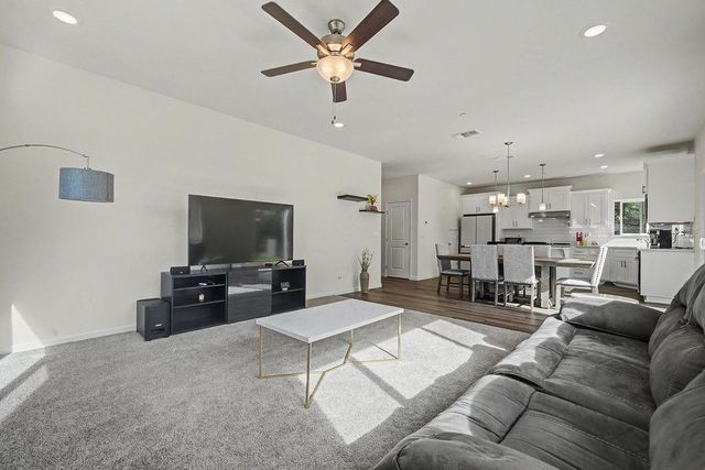 13871 Petersen Ranch Dr, Pine Grove, CA 95665