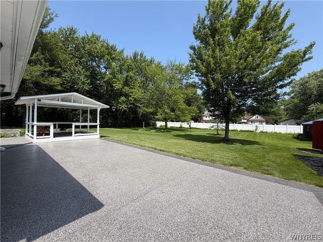 4238 Loran Avenue, Hamburg, NY 14075