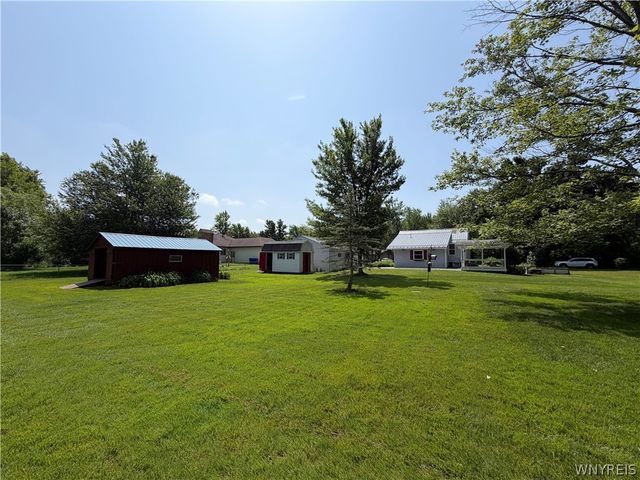 4238 Loran Avenue, Hamburg, NY 14075