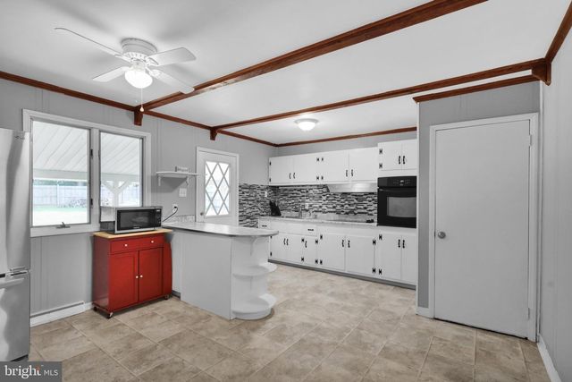173 OLD FRIEDENSBURG RD, Reading, PA 19606