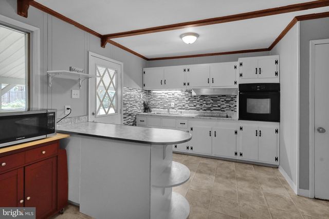 173 OLD FRIEDENSBURG RD, Reading, PA 19606