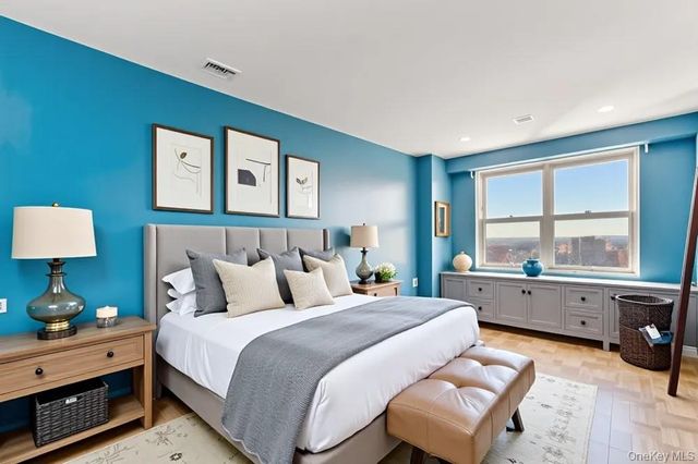 110-11 Queens Boulevard 31L, Forest Hills, NY 11375