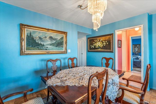 110-11 Queens Boulevard 31L, Forest Hills, NY 11375