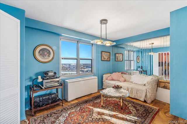 110-11 Queens Boulevard 31L, Forest Hills, NY 11375