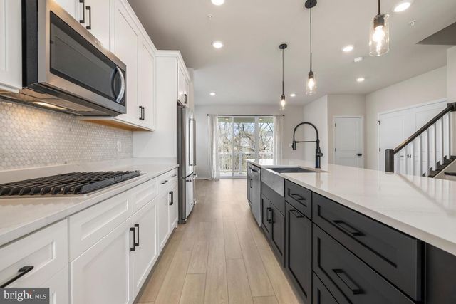 2132 PEACE LILY LN, Frederick, MD 21702