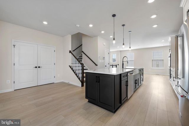 2132 PEACE LILY LN, Frederick, MD 21702
