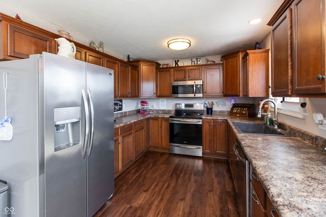 1838 Richards Drive, Seymour, IN 47274