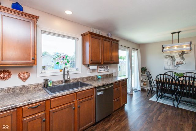 1838 Richards Drive, Seymour, IN 47274