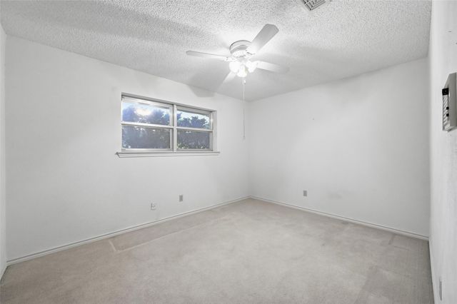 904 Shelley Drive, Arlington, TX 76012