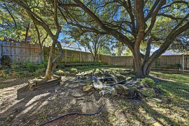 904 Shelley Drive, Arlington, TX 76012