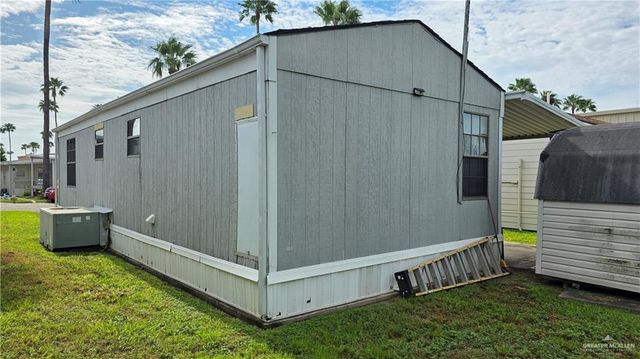 2400 Bobolink W Circle, Palmview, TX 78572