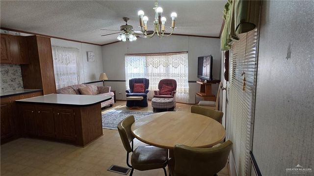 2400 Bobolink W Circle, Palmview, TX 78572