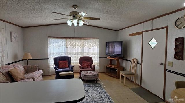 2400 Bobolink W Circle, Palmview, TX 78572