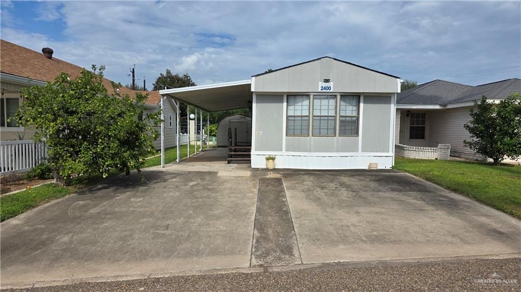 2400 Bobolink W Circle, Palmview, TX 78572