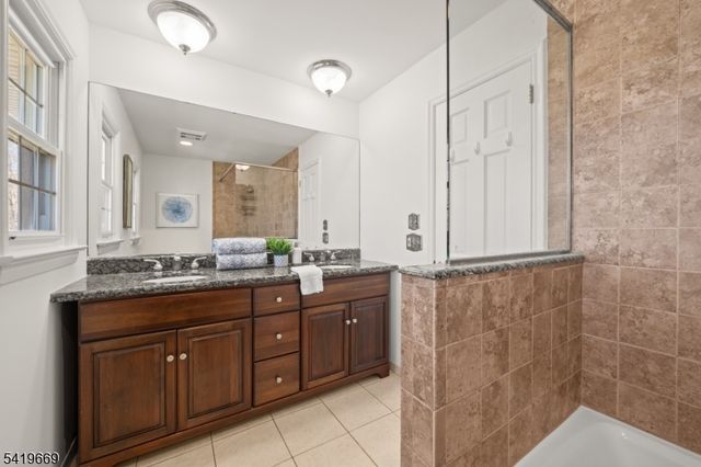 368 Central Ave, North Caldwell Boro, NJ 07006