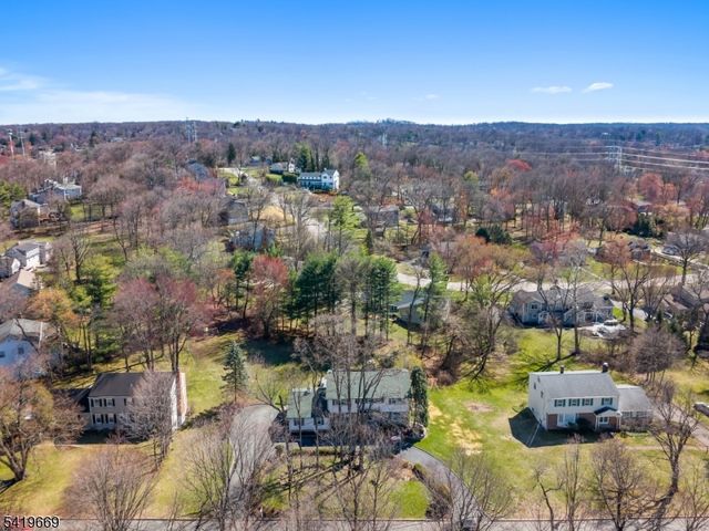 368 Central Ave, North Caldwell Boro, NJ 07006