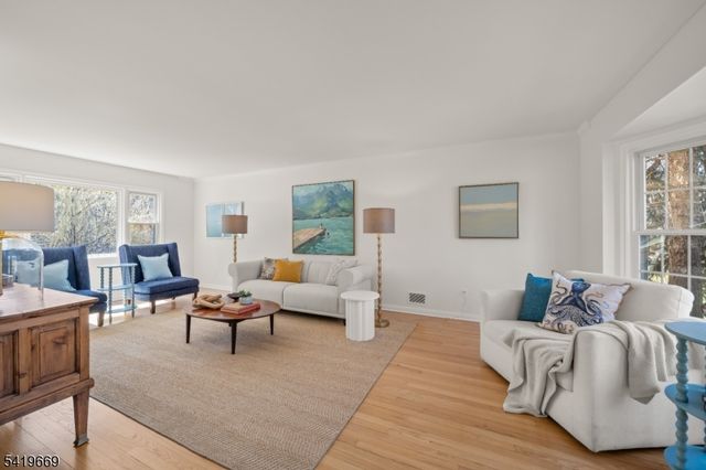 368 Central Ave, North Caldwell Boro, NJ 07006