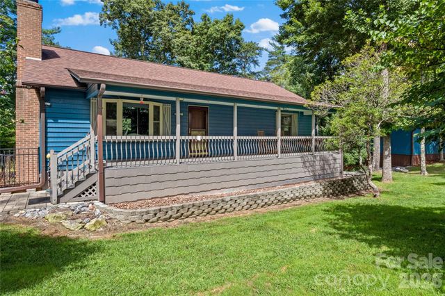 1502 Greenstreet Drive, Traphill, NC 28685