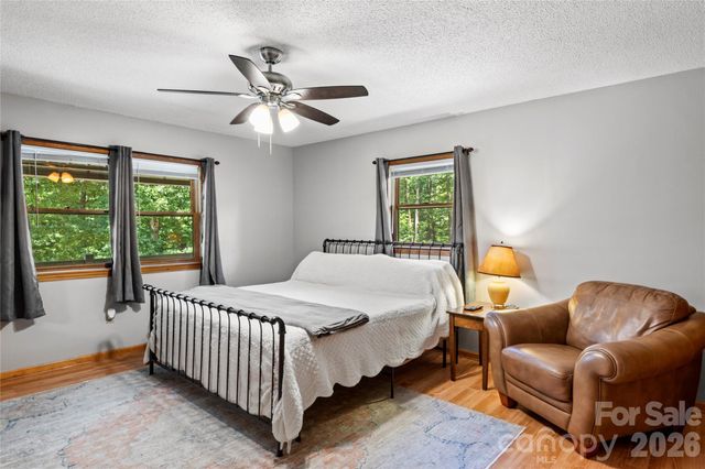 1502 Greenstreet Drive, Traphill, NC 28685