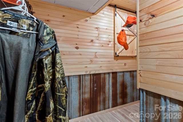 1502 Greenstreet Drive, Traphill, NC 28685