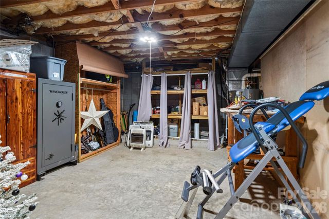 1502 Greenstreet Drive, Traphill, NC 28685