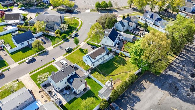 47 Cardinal Road, Levittown, NY 11756