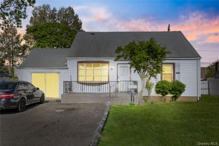 47 Cardinal Road, Levittown, NY 11756