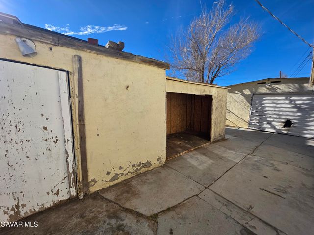 16133 I Street, Mojave, CA 93501