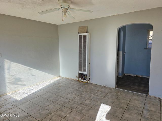 16133 I Street, Mojave, CA 93501