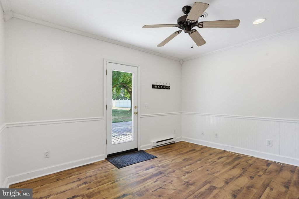 Image 16 of property listing at 103 WHAYLAND DR, Hebron, MD 21830
