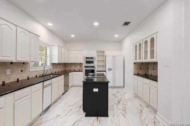 2239 Fawnfield, San Antonio, TX 78248