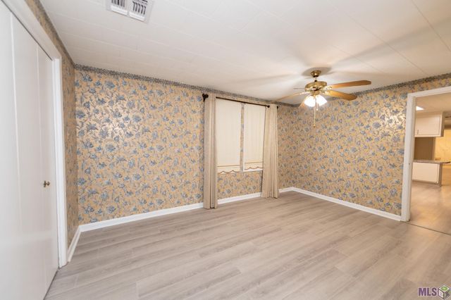 126 Callais Lane, Golden Meadow, LA 70357