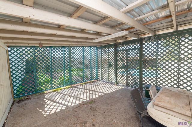 126 Callais Lane, Golden Meadow, LA 70357