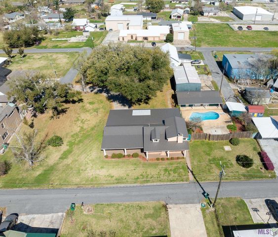 126 Callais Lane, Golden Meadow, LA 70357