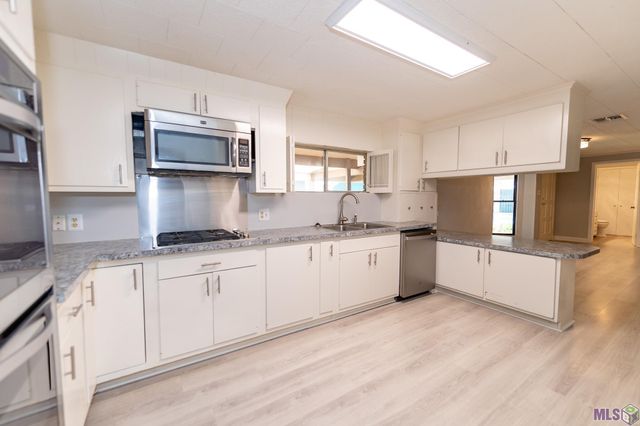 126 Callais Lane, Golden Meadow, LA 70357