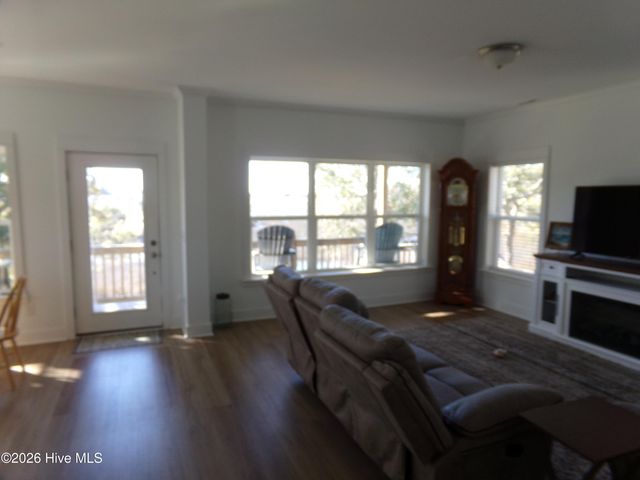 1919 Waterway Street SW, Supply, NC 28462