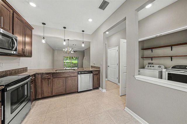 1124 HILLHURST DRIVE, Wesley Chapel, FL 33543