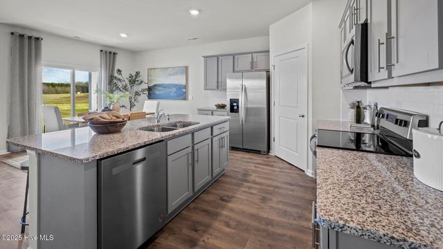 1086 Queensland Lane, Ayden, NC 28513