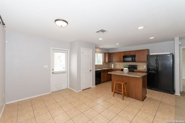 9510 LOOKOVER BAY, Converse, TX 78109