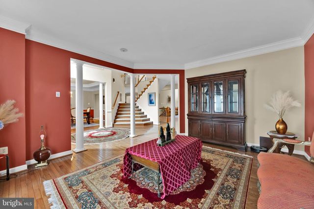 15004 QUINCE ORCHARD, North Potomac, MD 20878