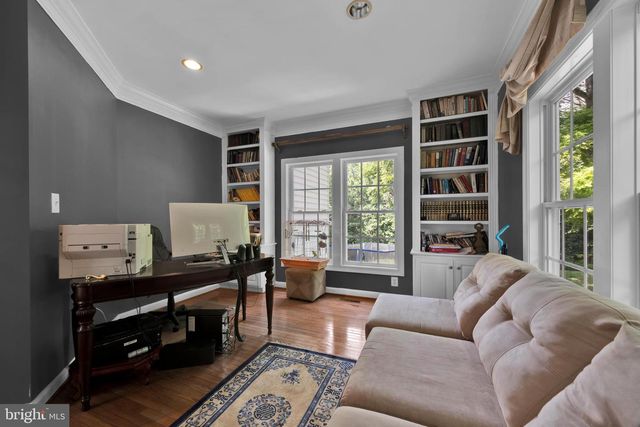 15004 QUINCE ORCHARD, North Potomac, MD 20878