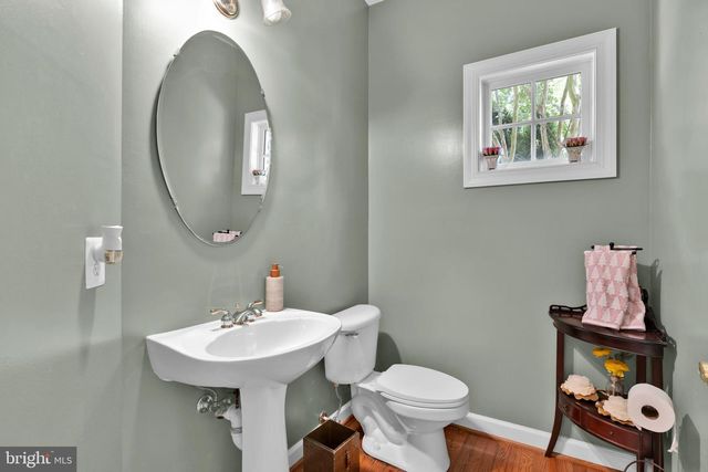 15004 QUINCE ORCHARD, North Potomac, MD 20878