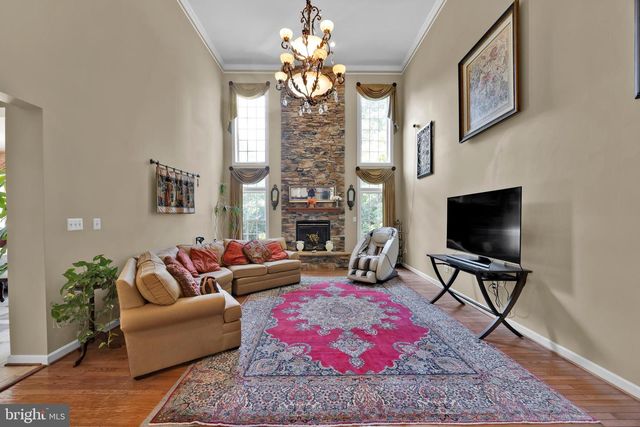 15004 QUINCE ORCHARD, North Potomac, MD 20878