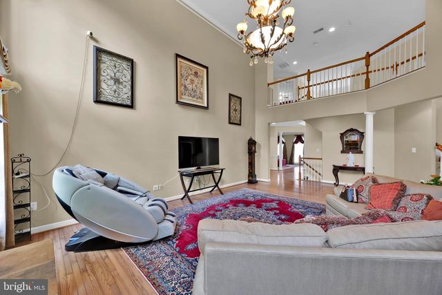 15004 QUINCE ORCHARD, North Potomac, MD 20878