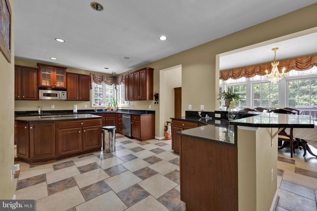 15004 QUINCE ORCHARD, North Potomac, MD 20878
