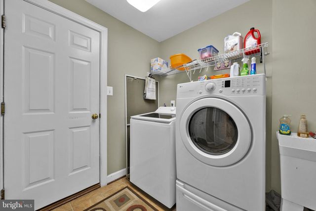 15004 QUINCE ORCHARD, North Potomac, MD 20878