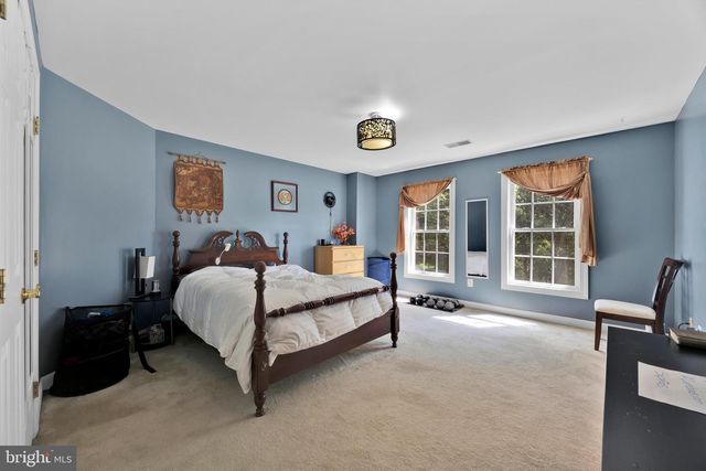 15004 QUINCE ORCHARD, North Potomac, MD 20878