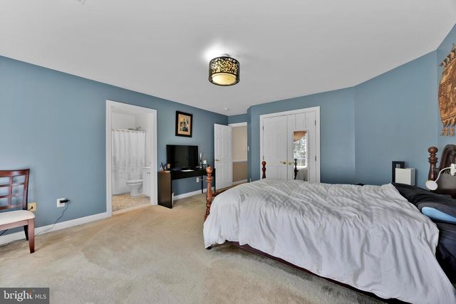 15004 QUINCE ORCHARD, North Potomac, MD 20878