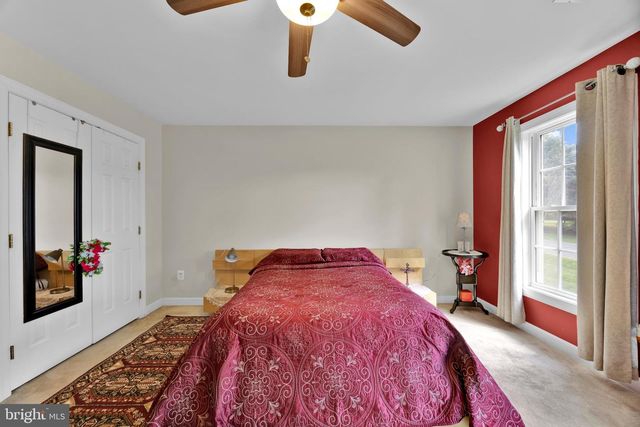 15004 QUINCE ORCHARD, North Potomac, MD 20878